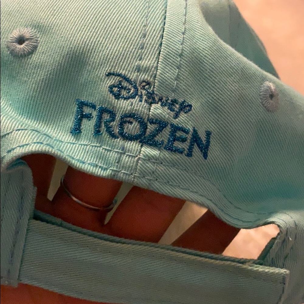 Disney Frozen Cap - Picture 2 of 3